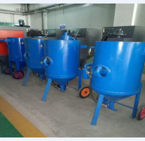 輸送式噴砂機